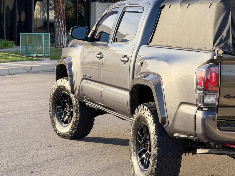 Load image into Gallery viewer, Toyota Tacoma (2016 - 2023) - Fender Flare Kit - FSPE
