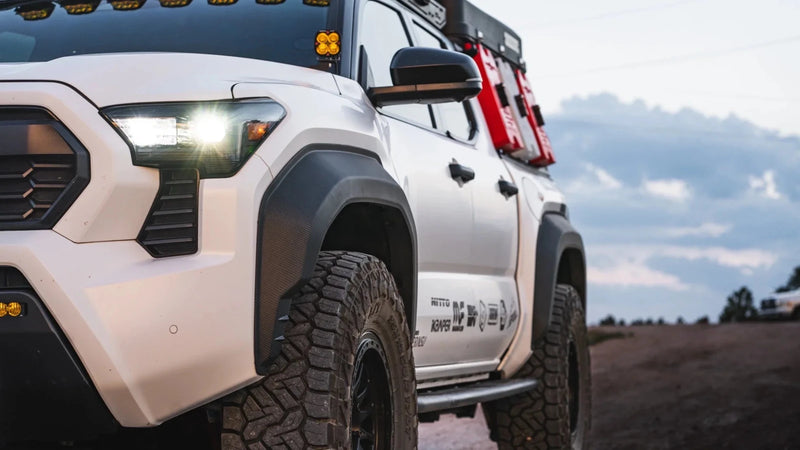 Load image into Gallery viewer, Toyota Tacoma (2024 - Current) - Fender Flare Kit - FSPE
