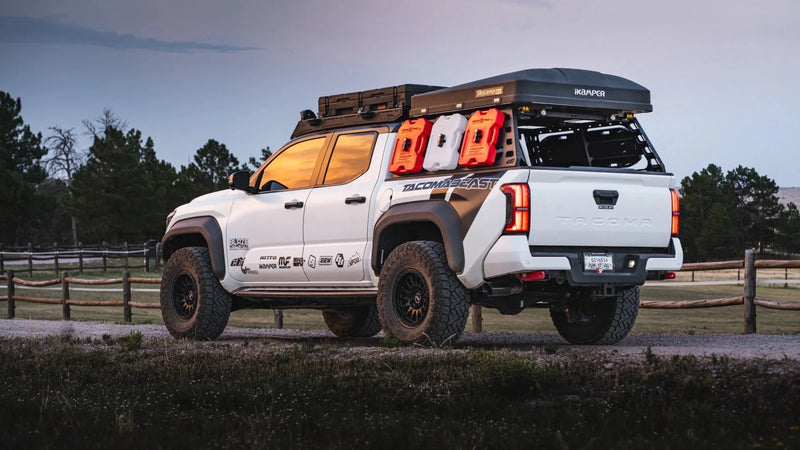 Load image into Gallery viewer, Toyota Tacoma (2024 - Current) - Fender Flare Kit - FSPE

