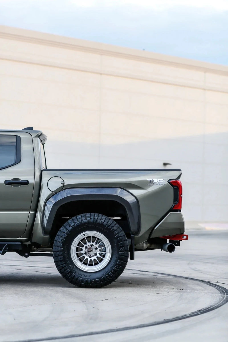 Load image into Gallery viewer, Toyota Tacoma (2024 - Current) - Fender Flare Kit - FSPE
