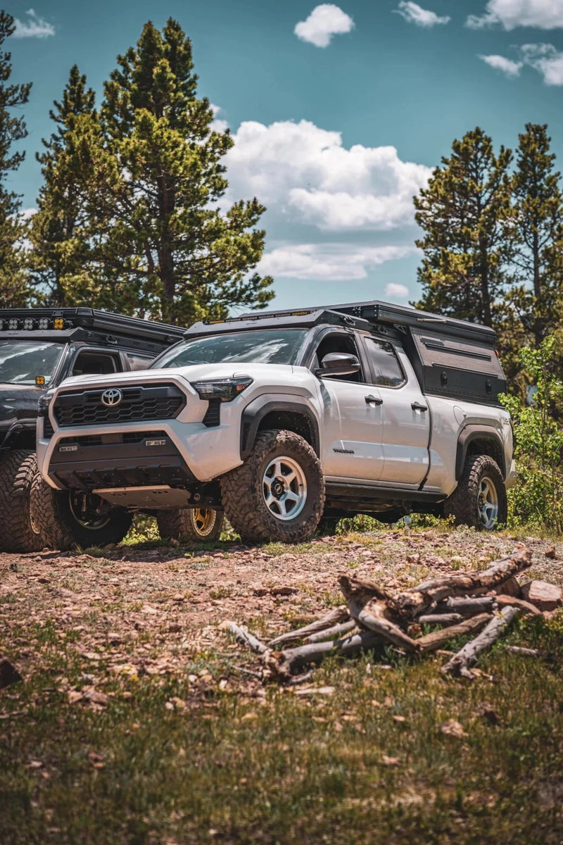 Load image into Gallery viewer, Toyota Tacoma (2024 - Current) - Rock Sliders - FSPE
