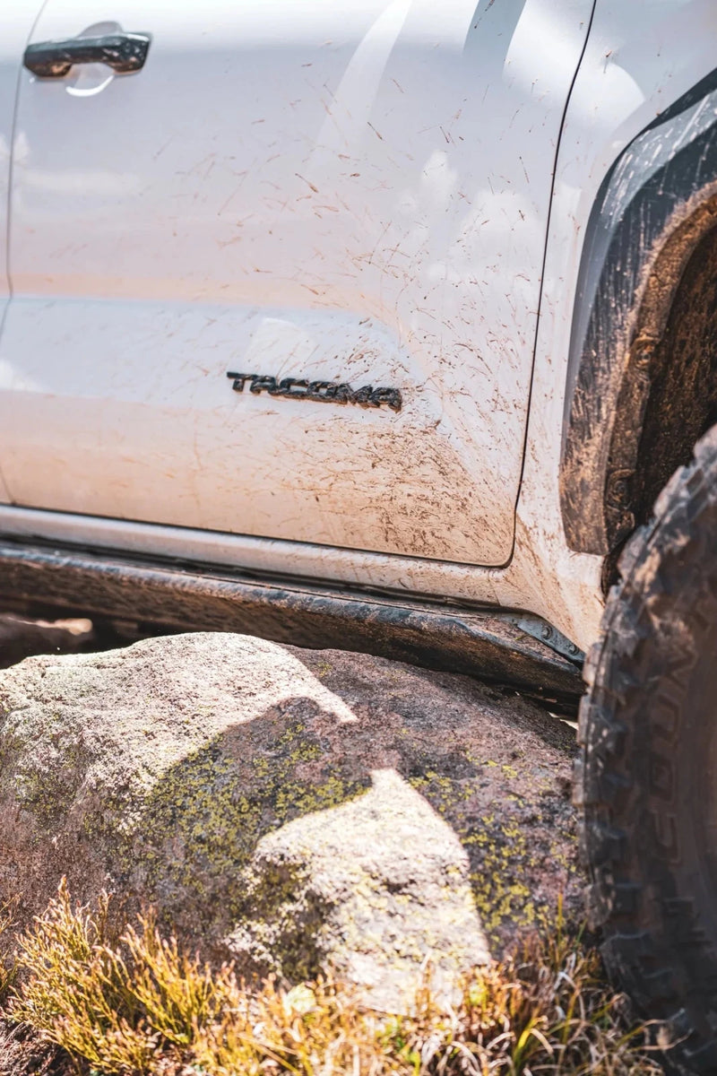 Load image into Gallery viewer, Toyota Tacoma (2024 - Current) - Rock Sliders - FSPE
