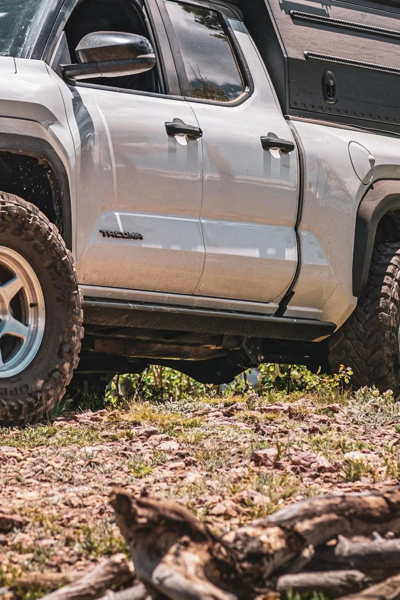 Load image into Gallery viewer, Toyota Tacoma (2024 - Current) - Rock Sliders - FSPE
