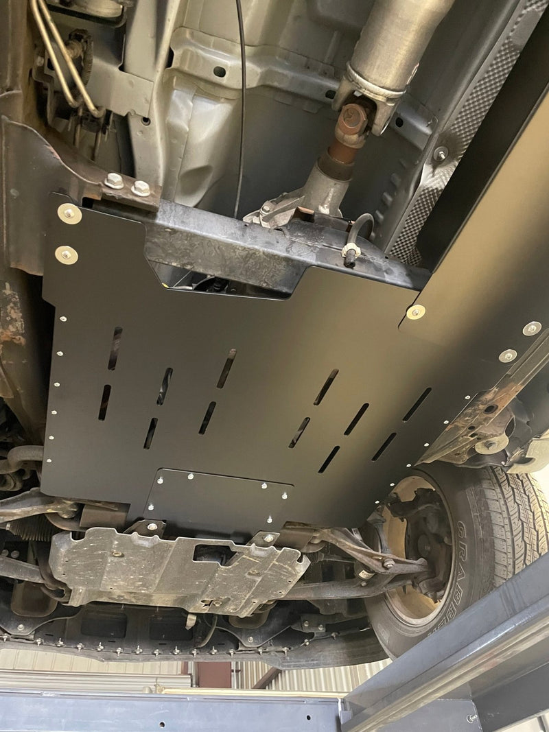 Load image into Gallery viewer, Chevrolet Silverado / GMC Sierra 1500 Catalytic Converter Guard (2014-2018) - FSPE
