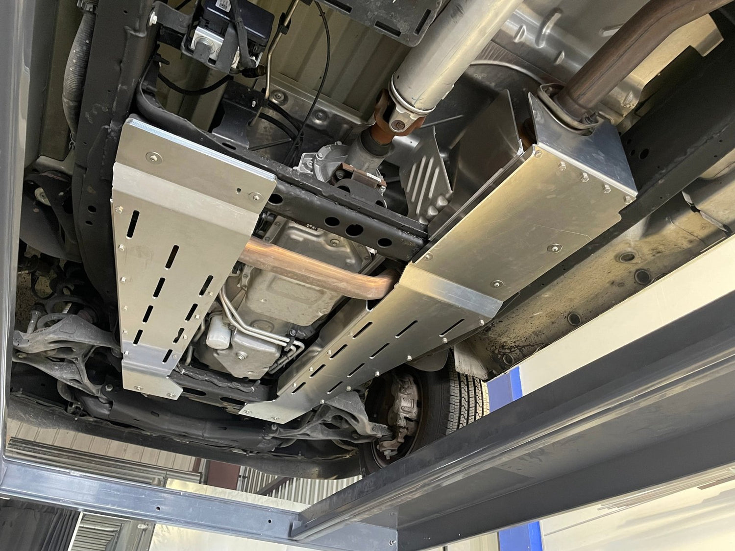 Express / Savana 2500 3500 Catalytic Converter Guard (20212023) FSPE