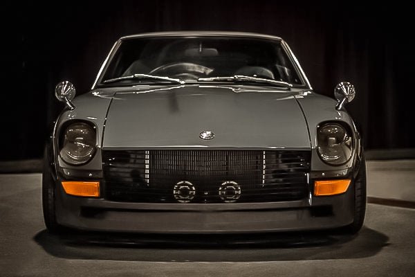 Load image into Gallery viewer, Datsun 240Z Front Grill - FSPE
