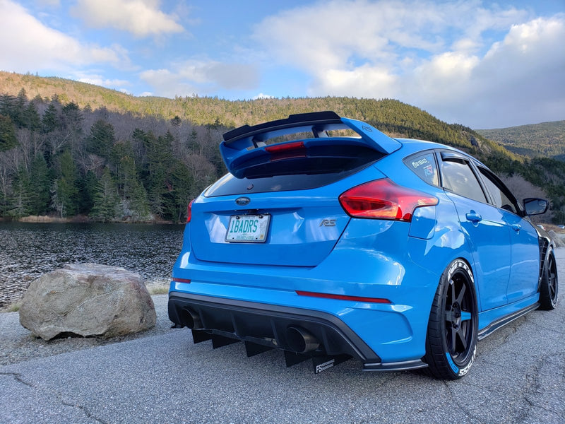 Load image into Gallery viewer, Ford Focus RS (2016-2018) Rear Diffuser V1 - FSPE
