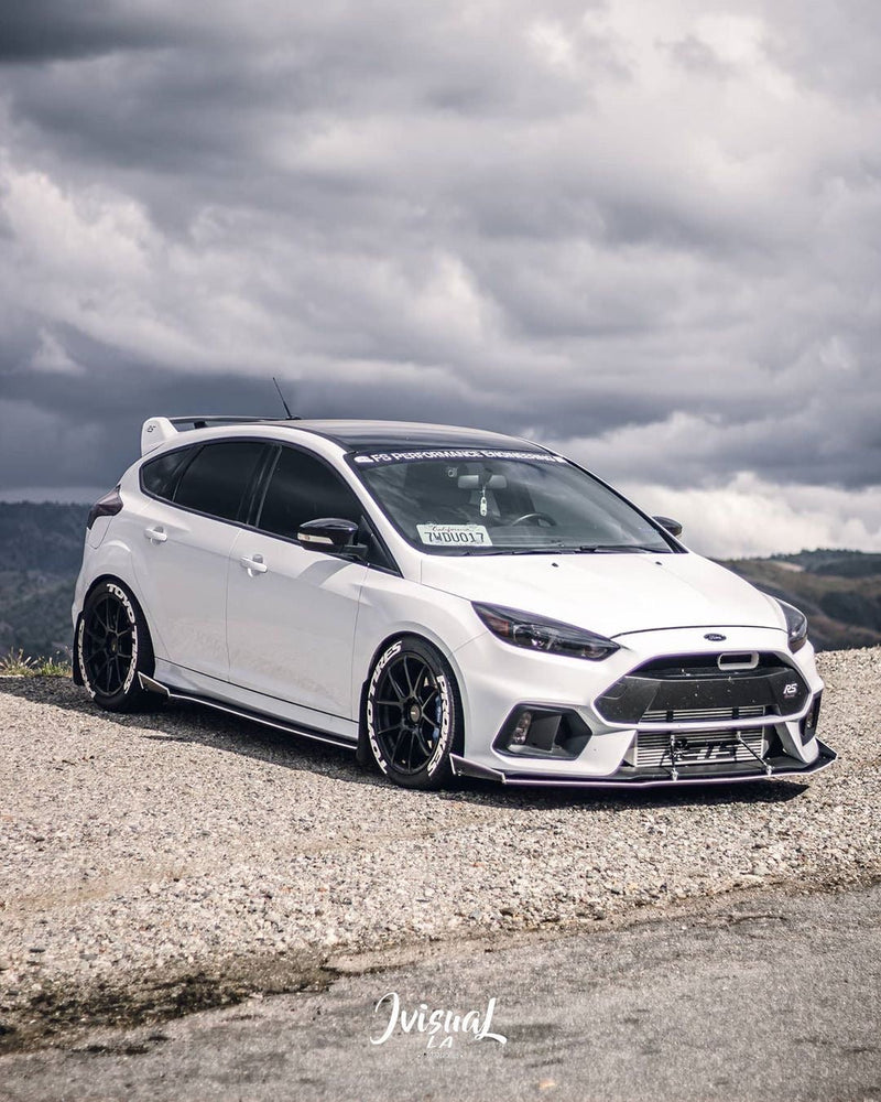 Load image into Gallery viewer, Ford Focus RS (2016-2018) Side Skirts V2 - FSPE
