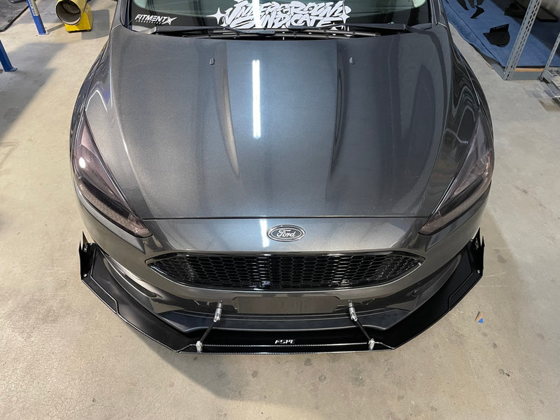 Load image into Gallery viewer, Ford Focus SE (2015-2018) Front Splitter V1 - FSPE
