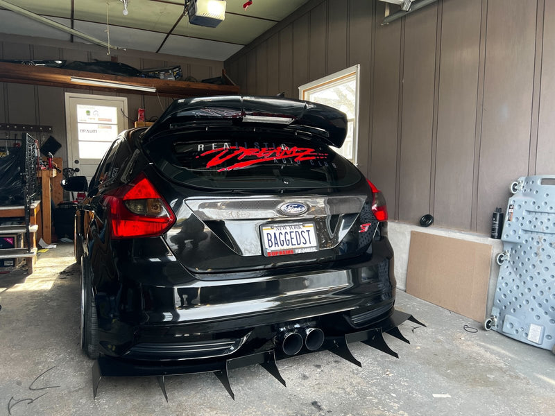 Load image into Gallery viewer, Ford Focus ST (2011-2018) Rear Diffuser V3 - FSPE
