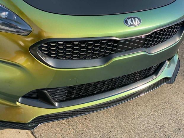 Load image into Gallery viewer, Kia Stinger GT (2018-2022) Street Splitter (V2) - FSPE
