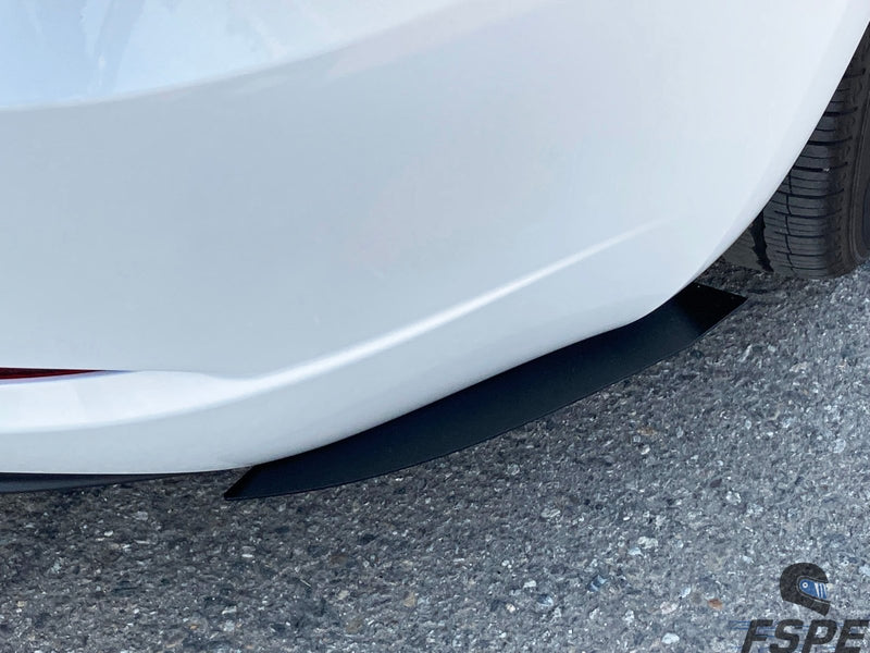 Load image into Gallery viewer, Tesla Model 3 Rear Side Spats - FSPE
