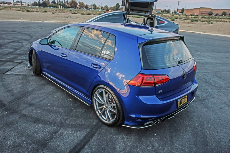 Load image into Gallery viewer, Volkswagen MK7 (2015-2017) Golf R Side Skirts - FSPE
